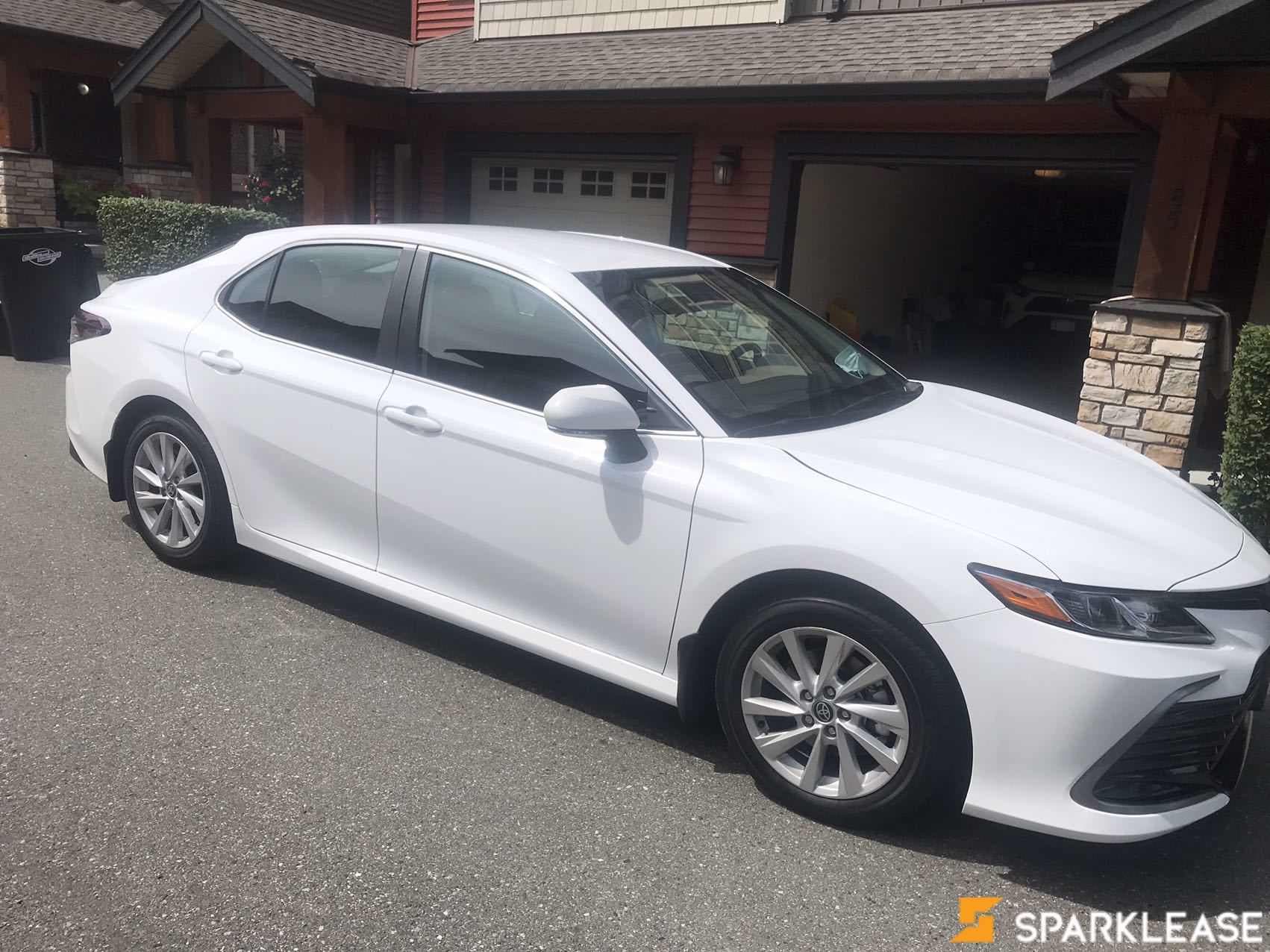 2023 Toyota Camry Hybrid LE Auto
