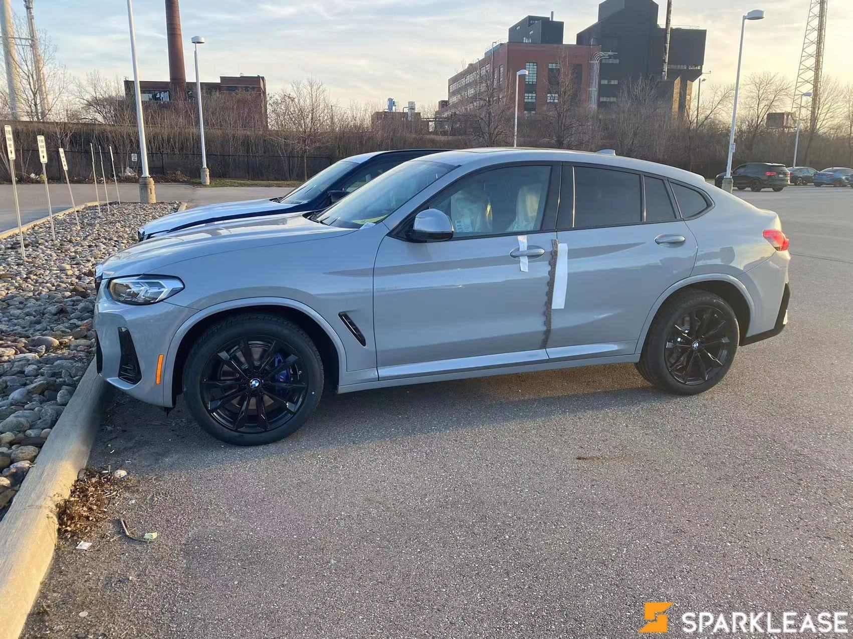 2022 BMW X4 xDrive30i 