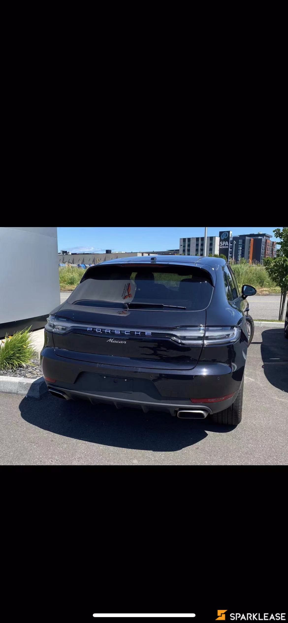 2021 Porsche  Macan 