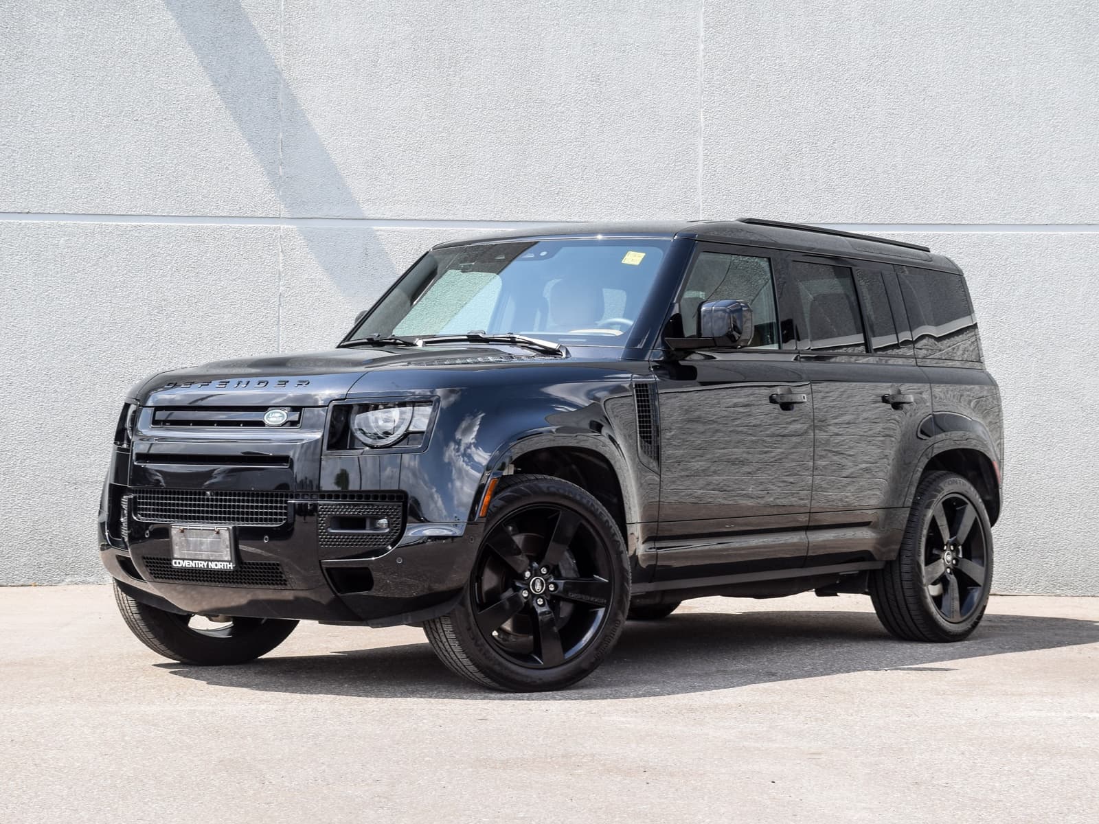 2025 Land Rover Defender 110 P400 X-Dynamic SE