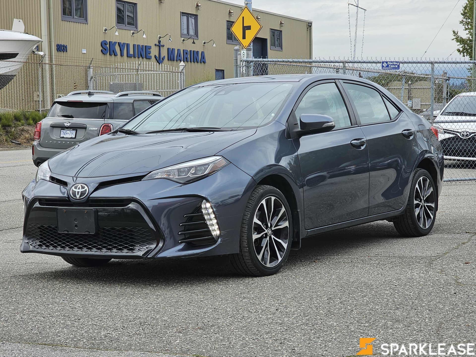 2017 Toyota Corolla 4dr Sdn CVT CE