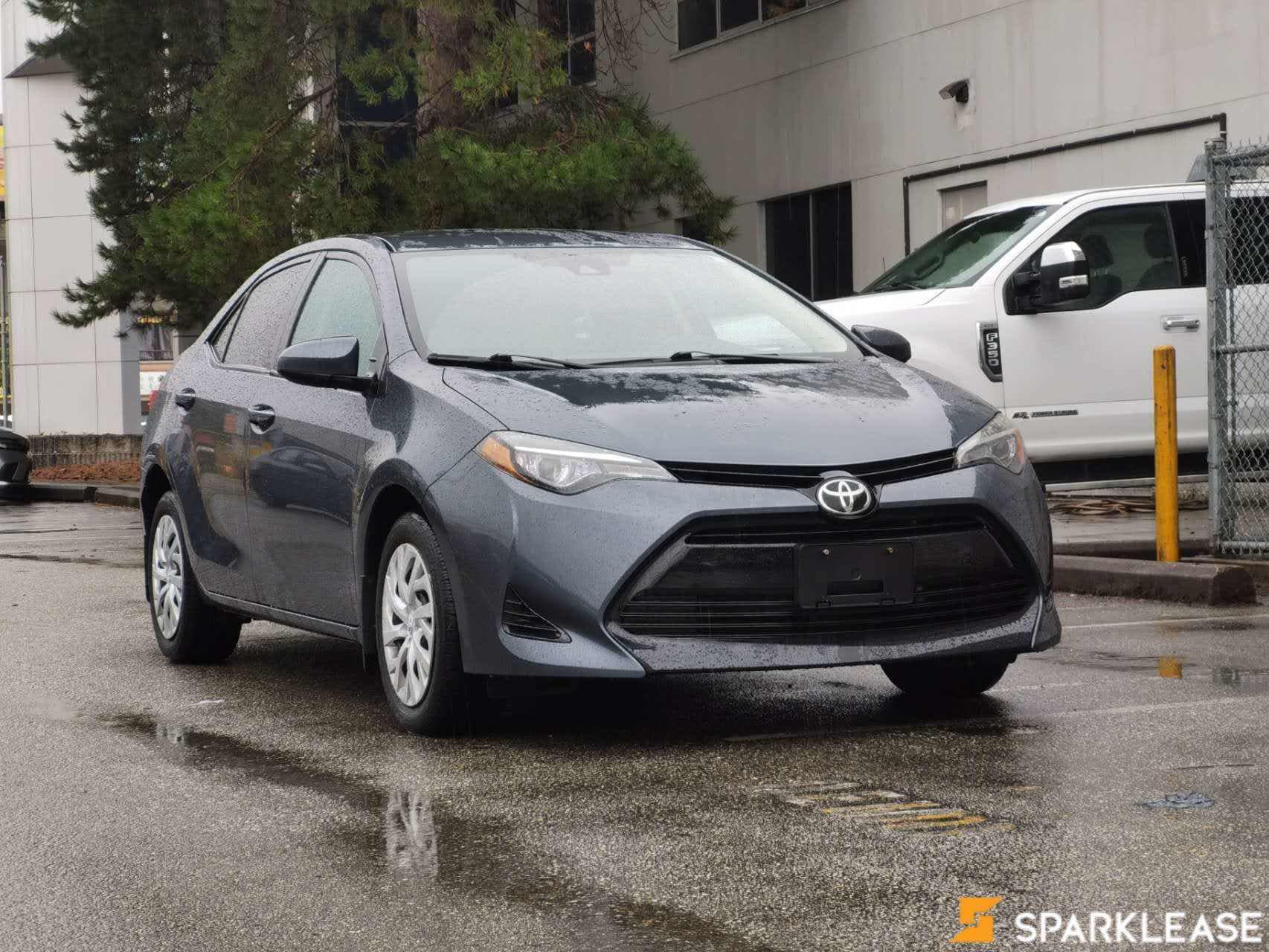2017 Toyota Corolla 4dr Sdn CVT CE