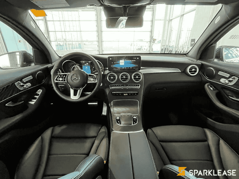 2023 BENZ GLC300 Coupe 超值Demo