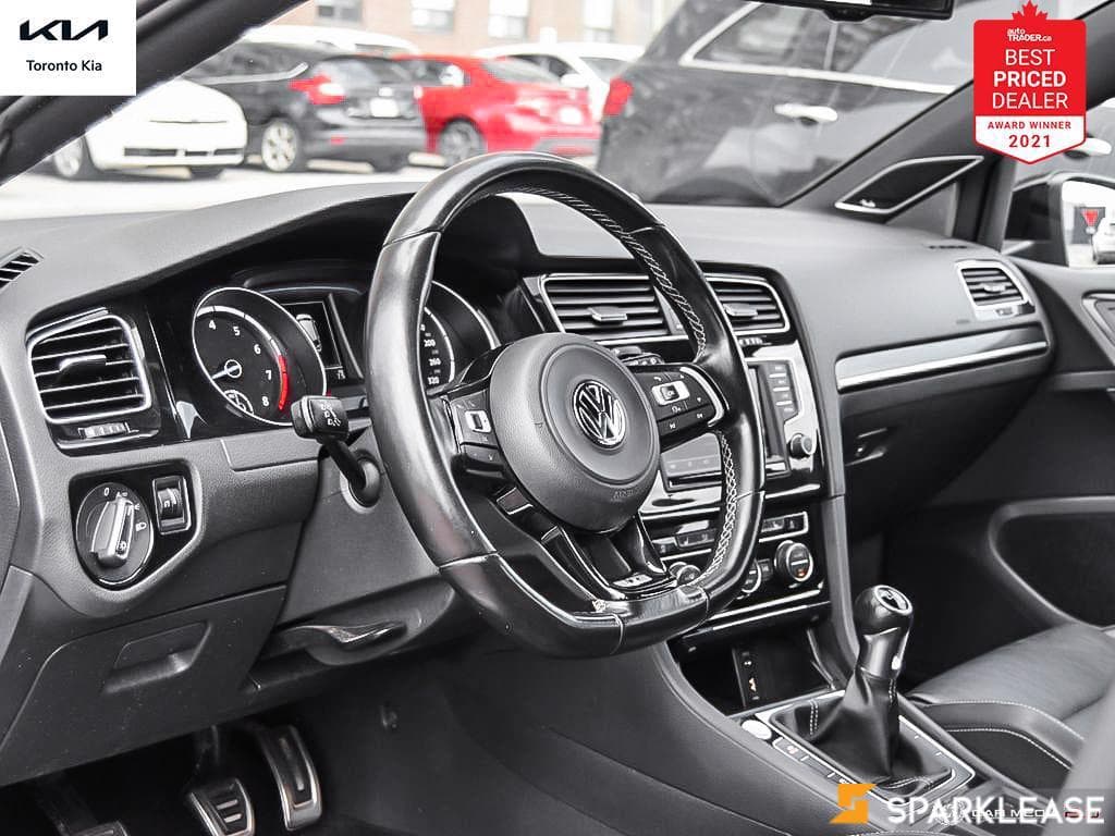 2016 Volkswagen Golf R 