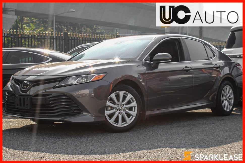 2019 Toyota Camry Hybrid LE Auto