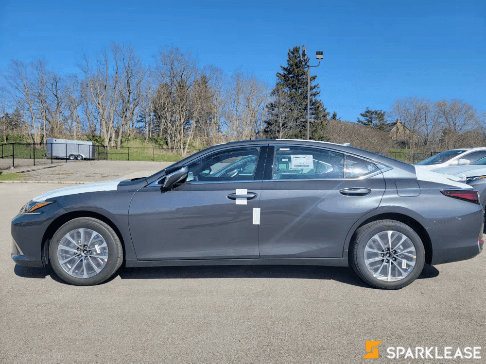 2022 Lexus ES 250 Premium Package 现车四驱