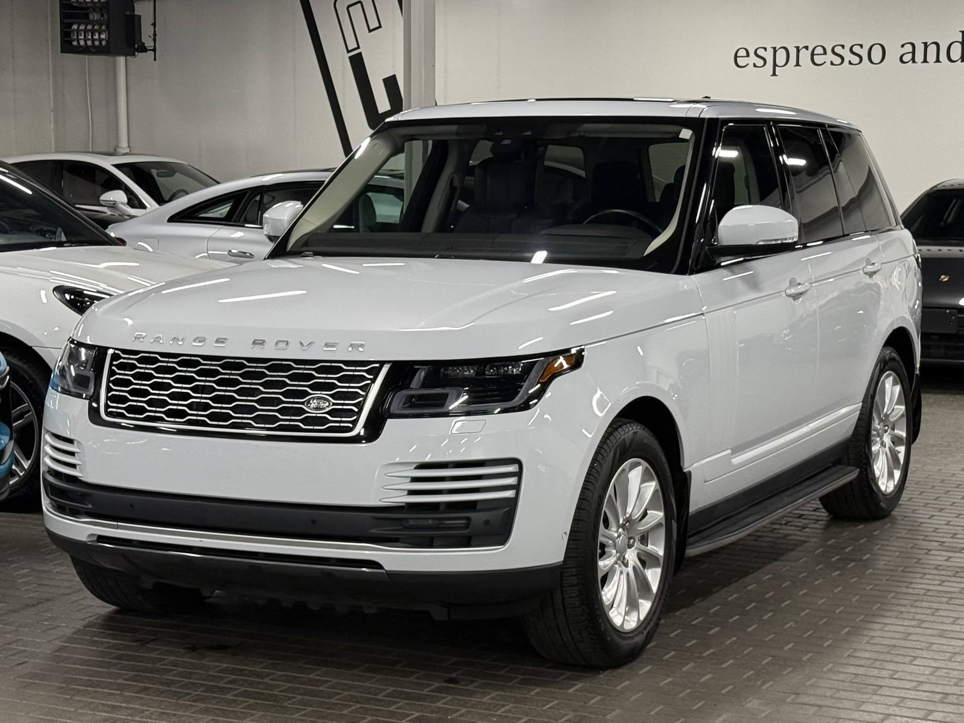 2020 Land Rover Range Rover P400e PHEV HSE