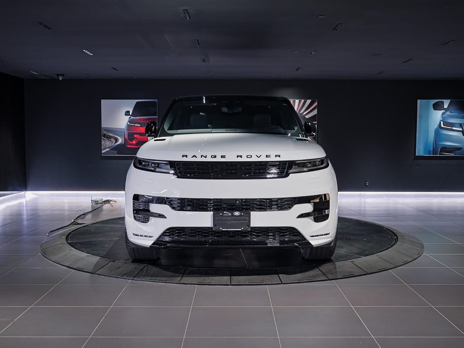 2027 Land Rover Range Rover Sport Dynamic SE