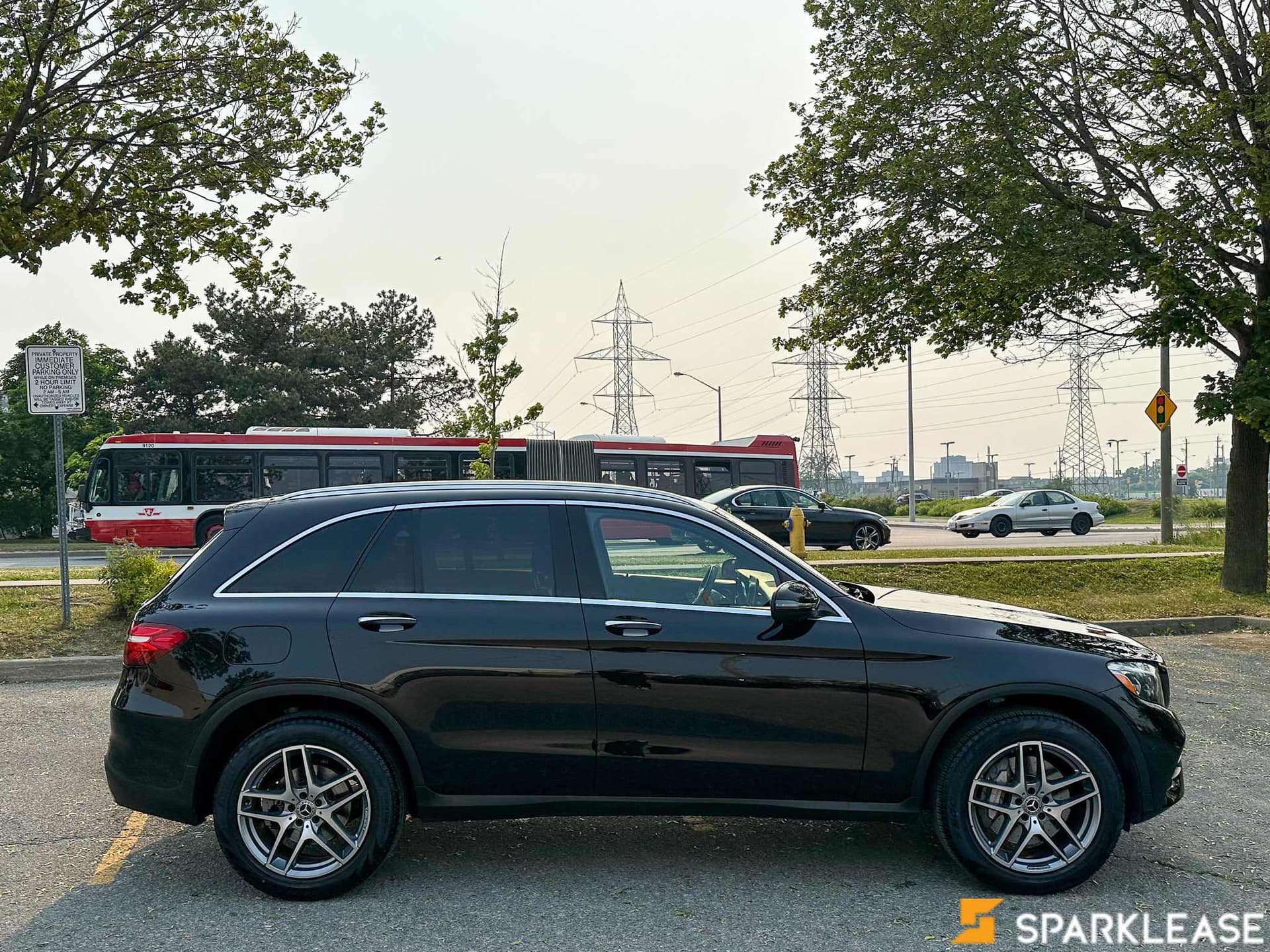 2018 Mercedes-Benz  GLC  GLC 300 4MATIC SUV 