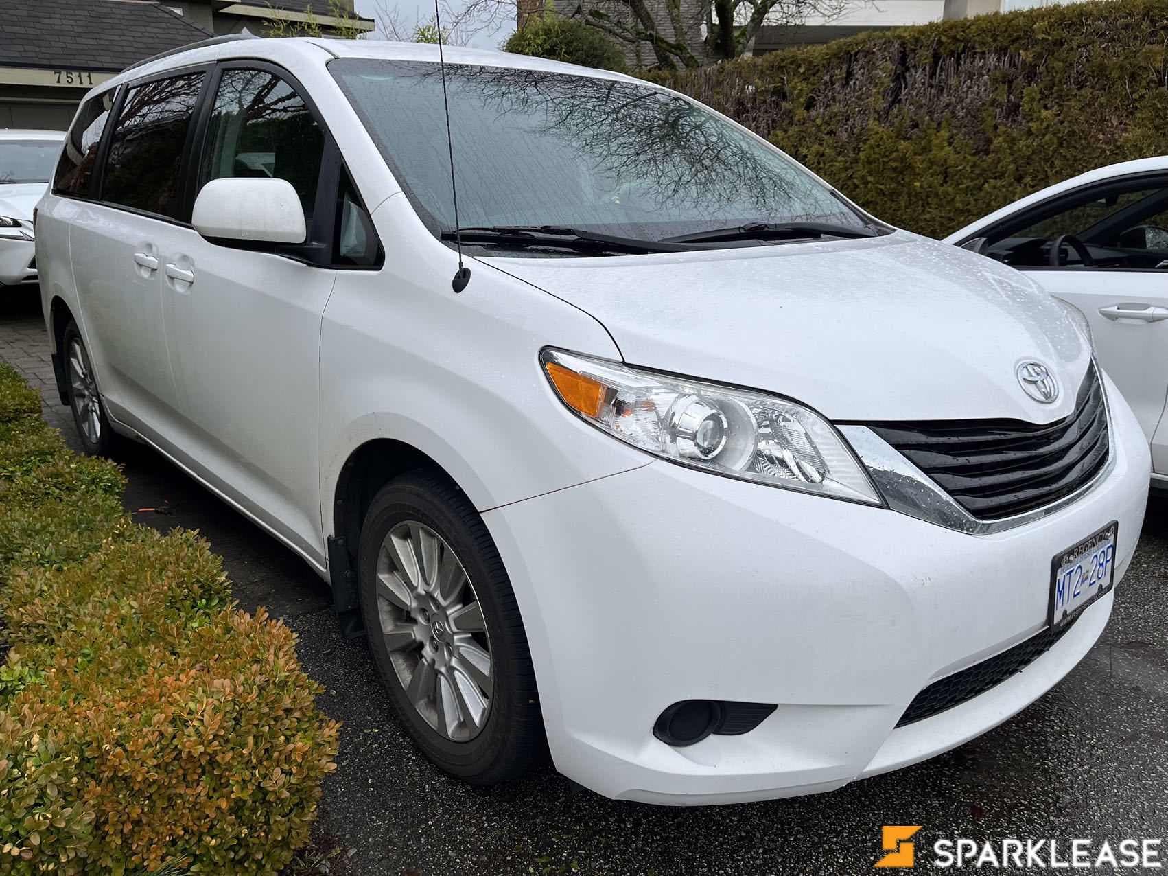 2014 Toyota Sienna 5dr LE 7-Pass AWD