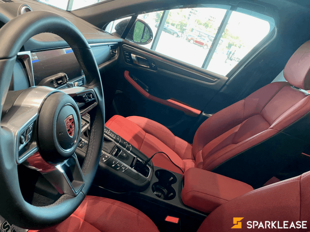 2021 Porsche Macan