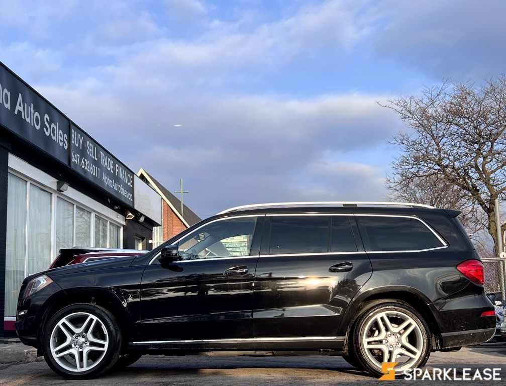 2013 Mercedes-Benz  GL-Class  4MATIC 4dr...