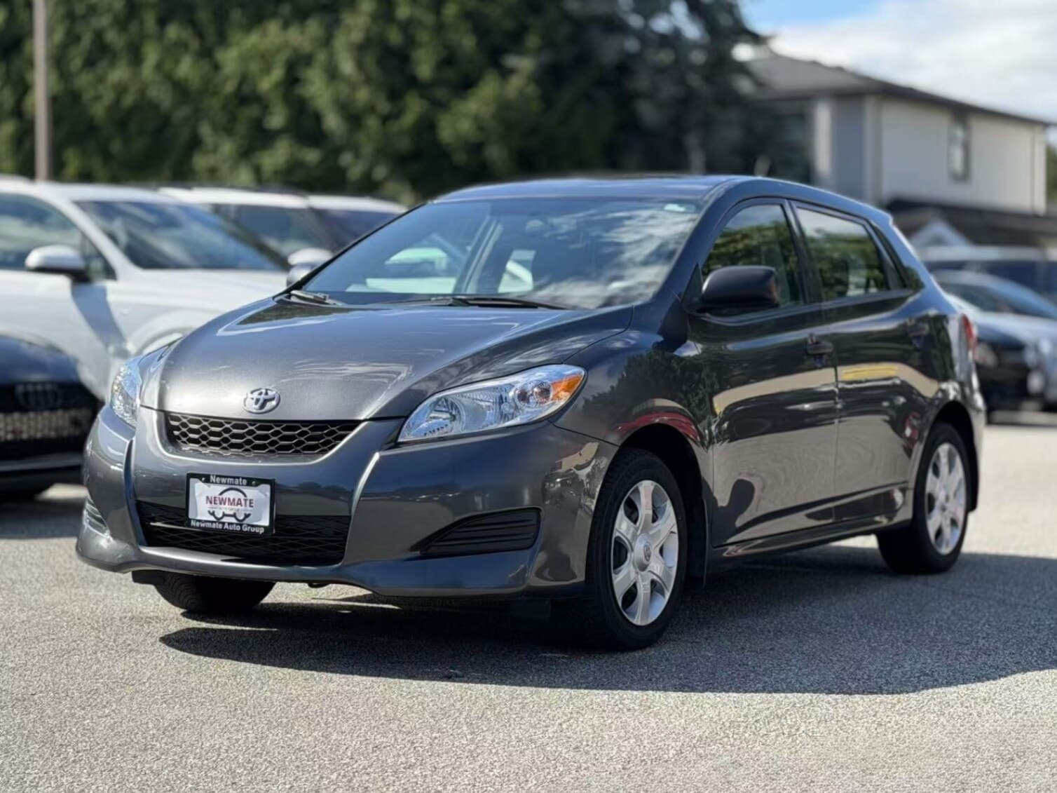 2009 Toyota Matrix Base. LOCAL BC VEHICLE. LOW KILOMETRES.