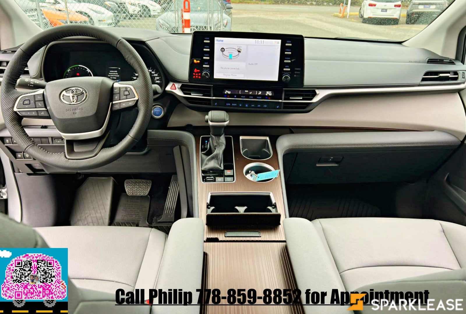 2023 Toyota  Sienna  XLE 8-Passenger FWD 