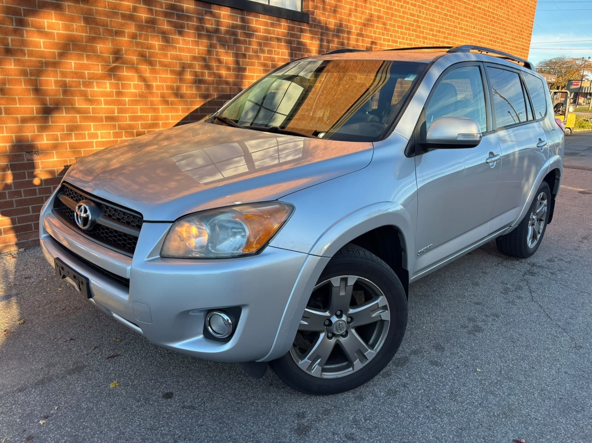 2010 Toyota RAV4 2WD 4dr I4 Sport