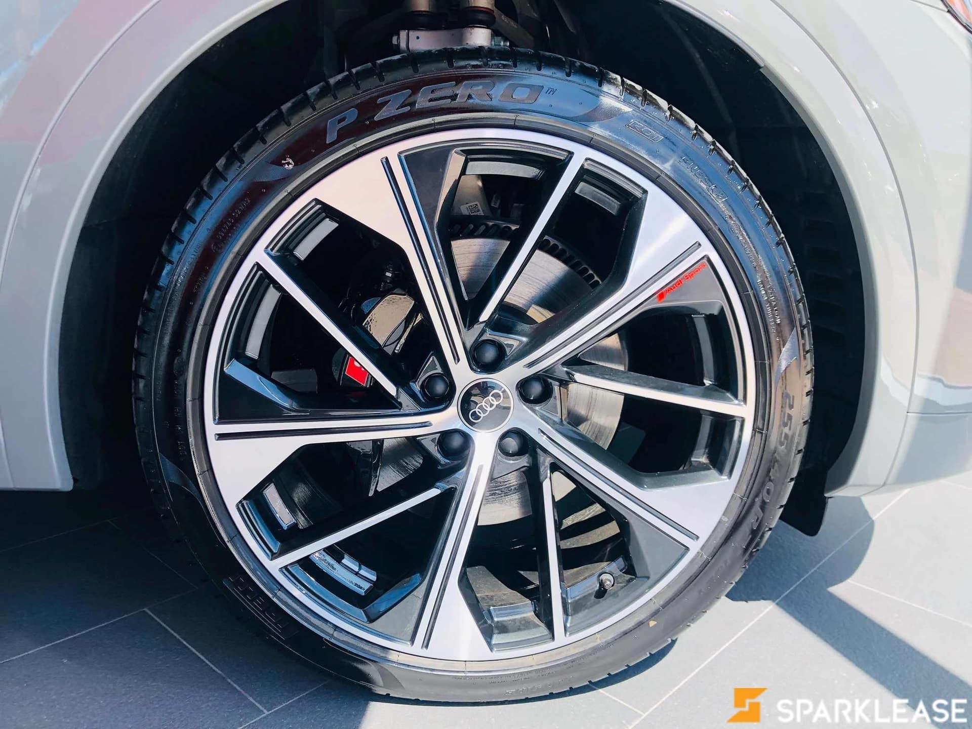 2022 Audi  SQ5  Technik 3.0 现车