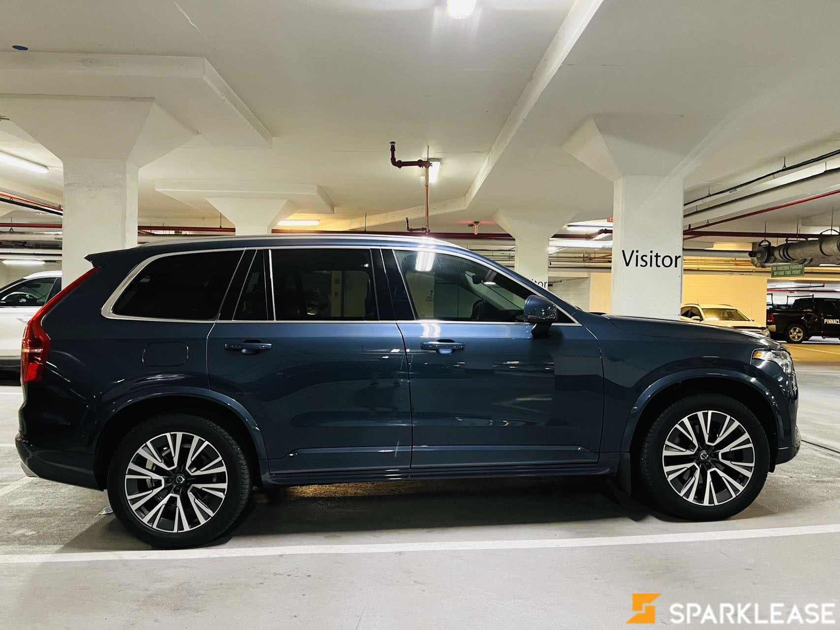 2021 Volvo XC90 T6 AWD Momentum 7-Seater