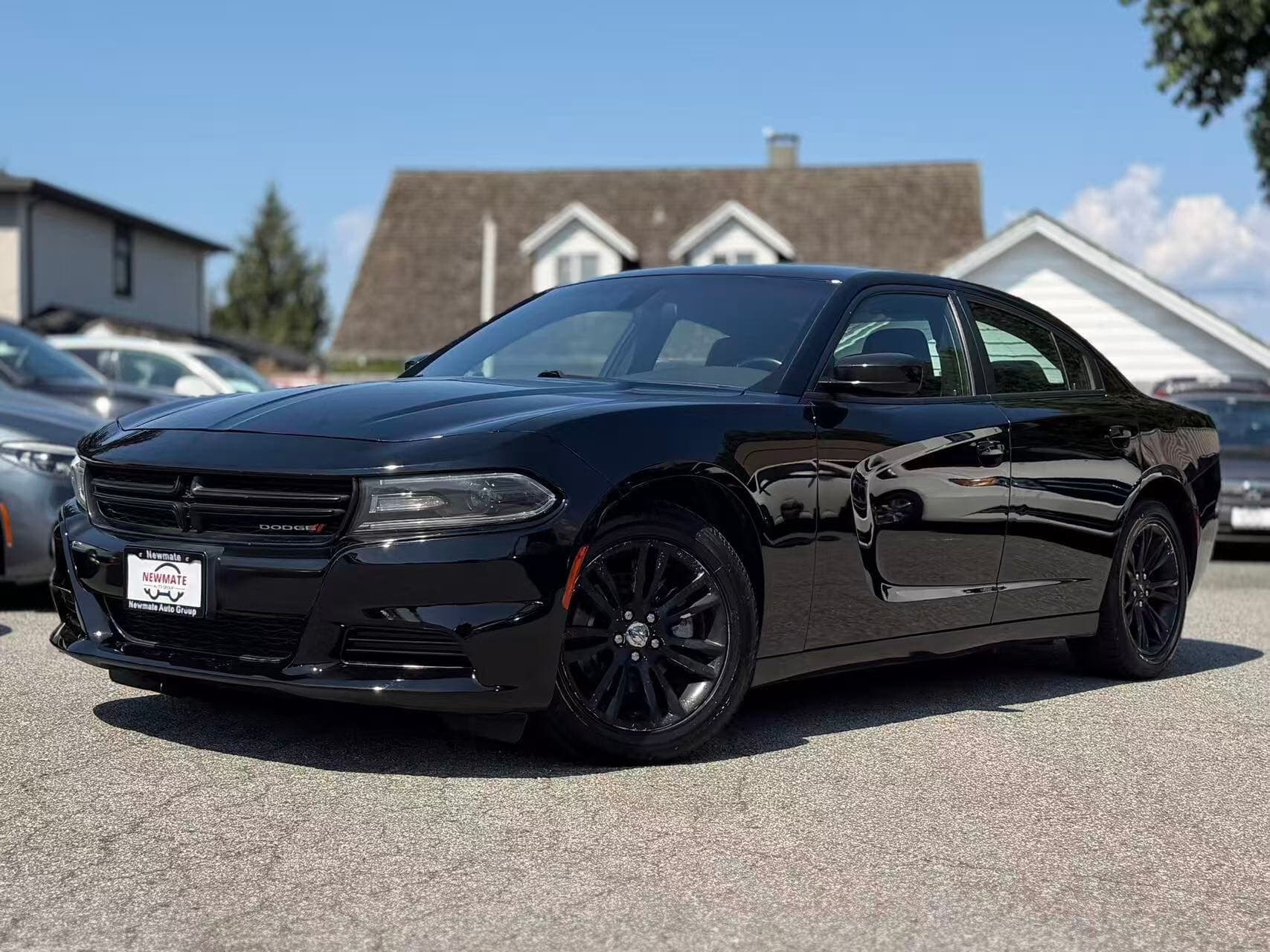 2019 Dodge Charger SXT. SECOND SET OF TIRES & RIMS.