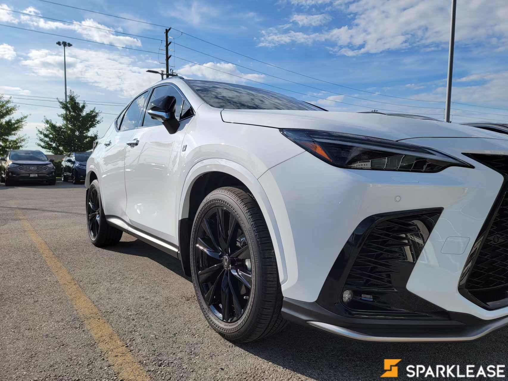 2022 Lexus NX 450h+ 插电版 现车