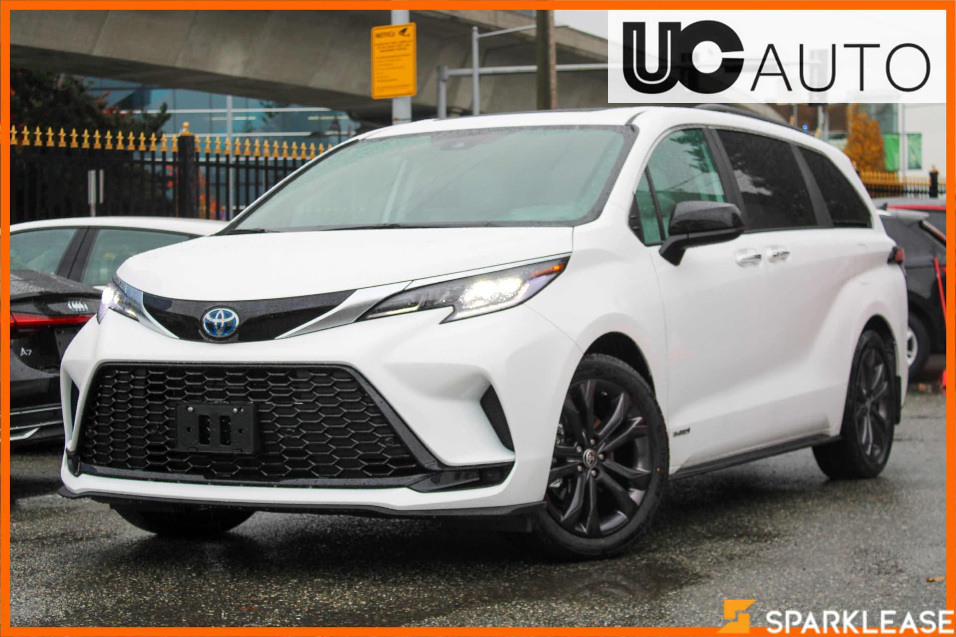 2021 Toyota Sienna XSE 7-Passenger AWD