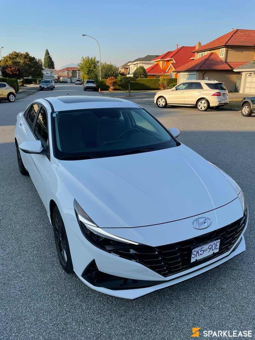 2022 Hyundai Elantra Hybrid Preferred DCT