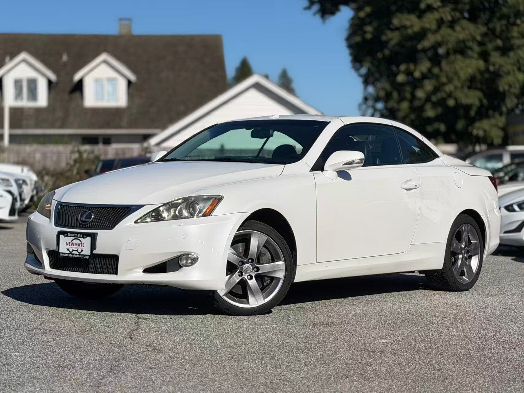 2010 Lexus IS IS 350 Convertible. LOCAL BC VEHICLE. SERVICE DONE.