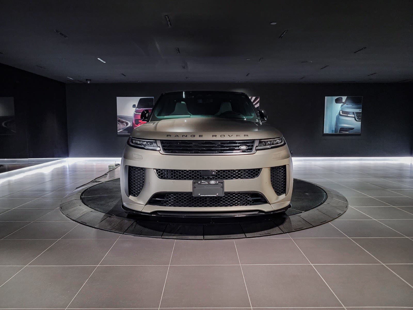 2024 Land Rover Range Rover Sport SV Edition One Carbon Bronze