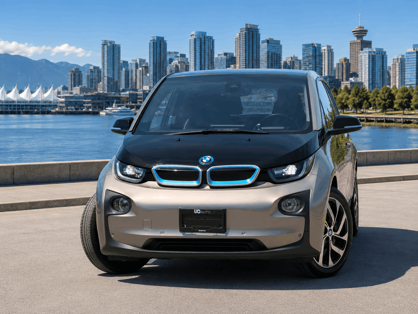 2016 BMW i3 HB w/Range Extender/ CLEAN TITLE/ BC LOCAL/ HERMAN KARDON SPEAKER