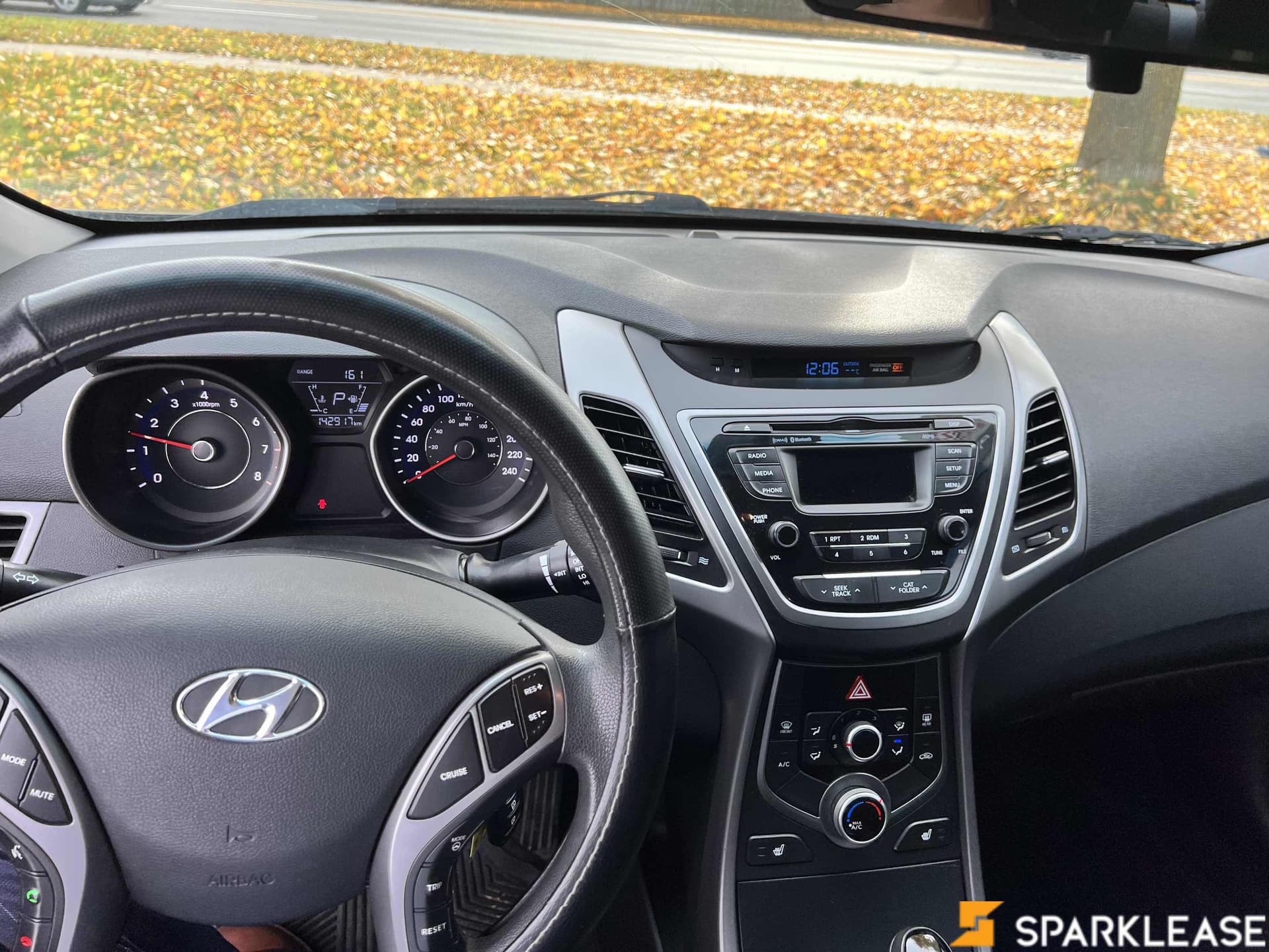 2015 Hyundai  Elantra  4dr Sdn Auto GLS 
