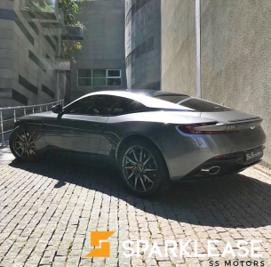 DB11 V12