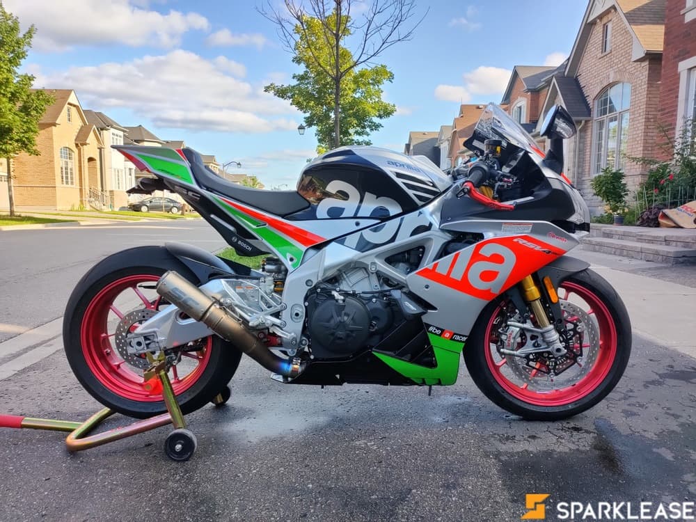 2017 Aprilia RSV4 Factory 