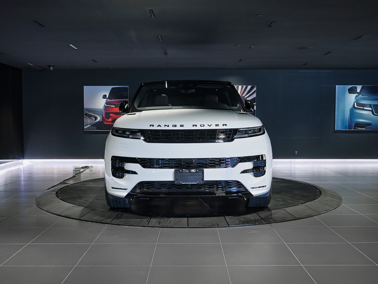2026 Land Rover Range Rover Sport Dynamic SE