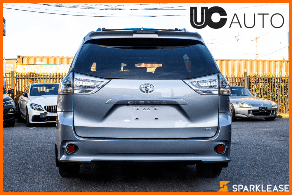 2018 Toyota Sienna SE