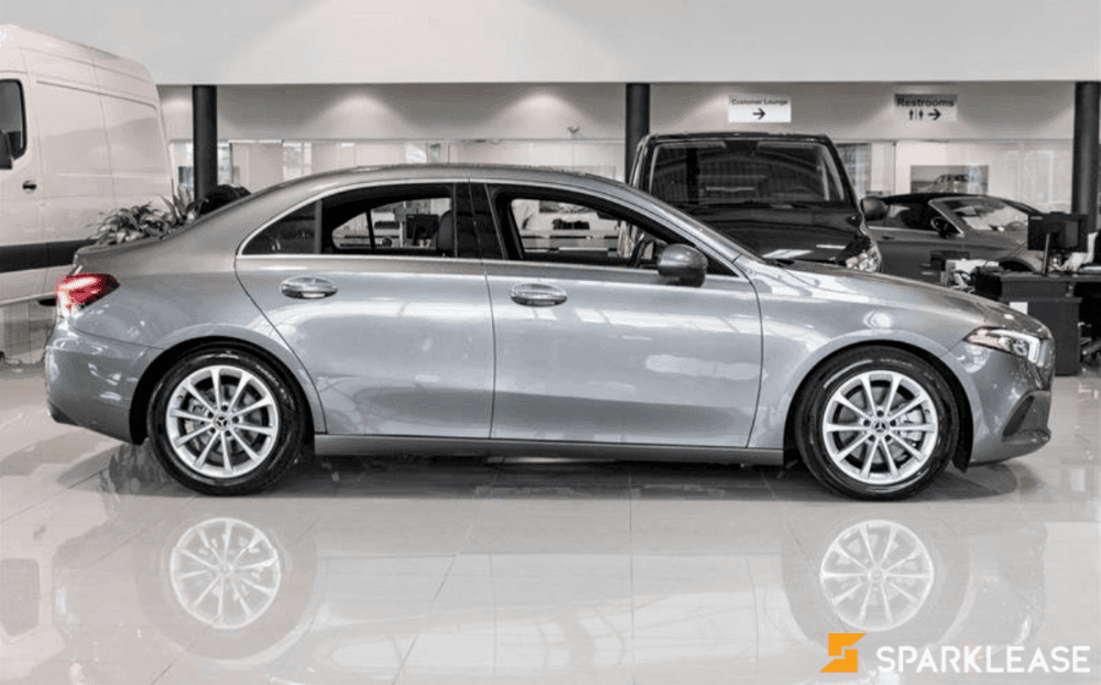 2020 Mercedes-Benz A 220 DEMO