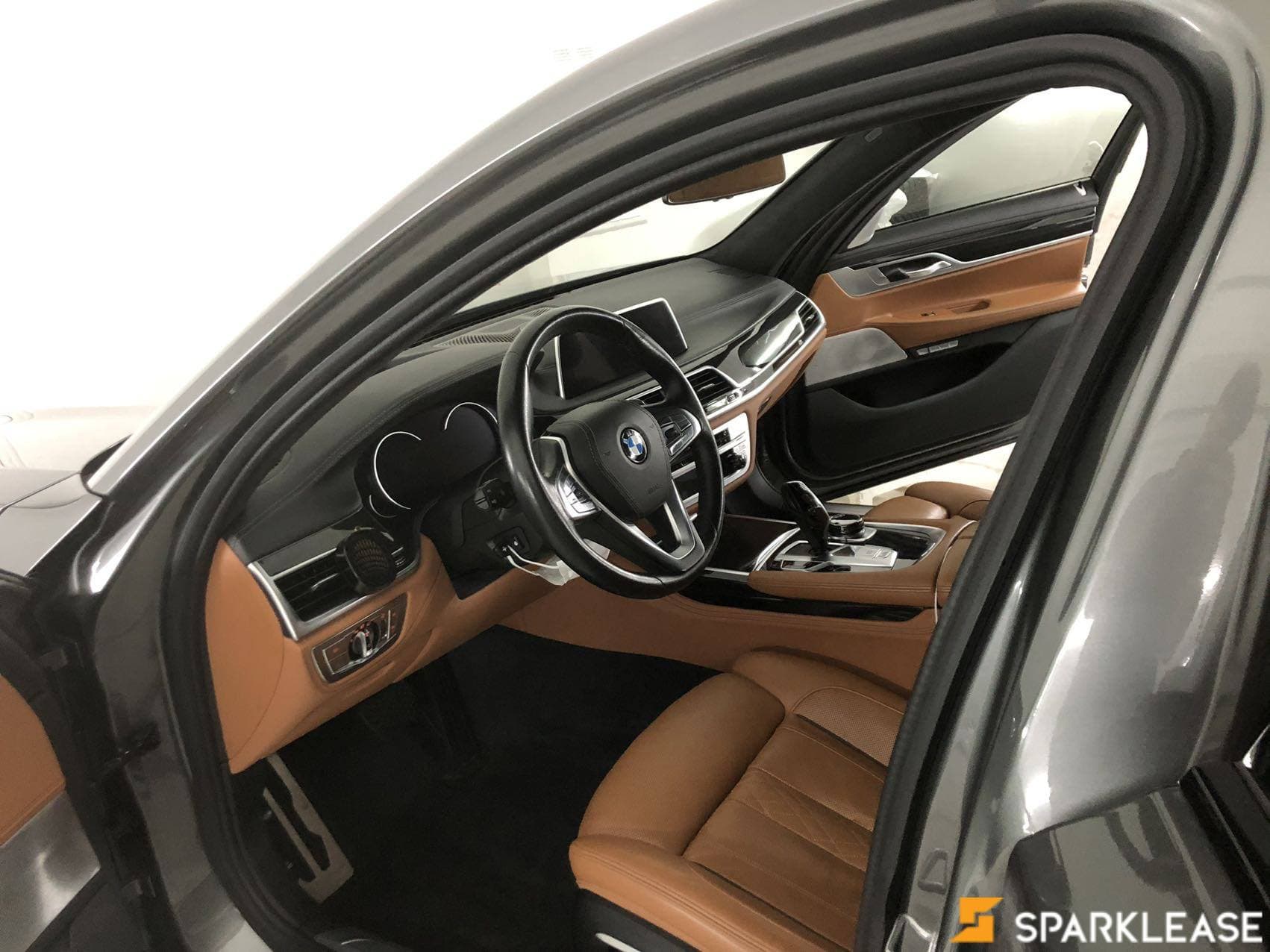 2016 BMW 750i xDrive AWD