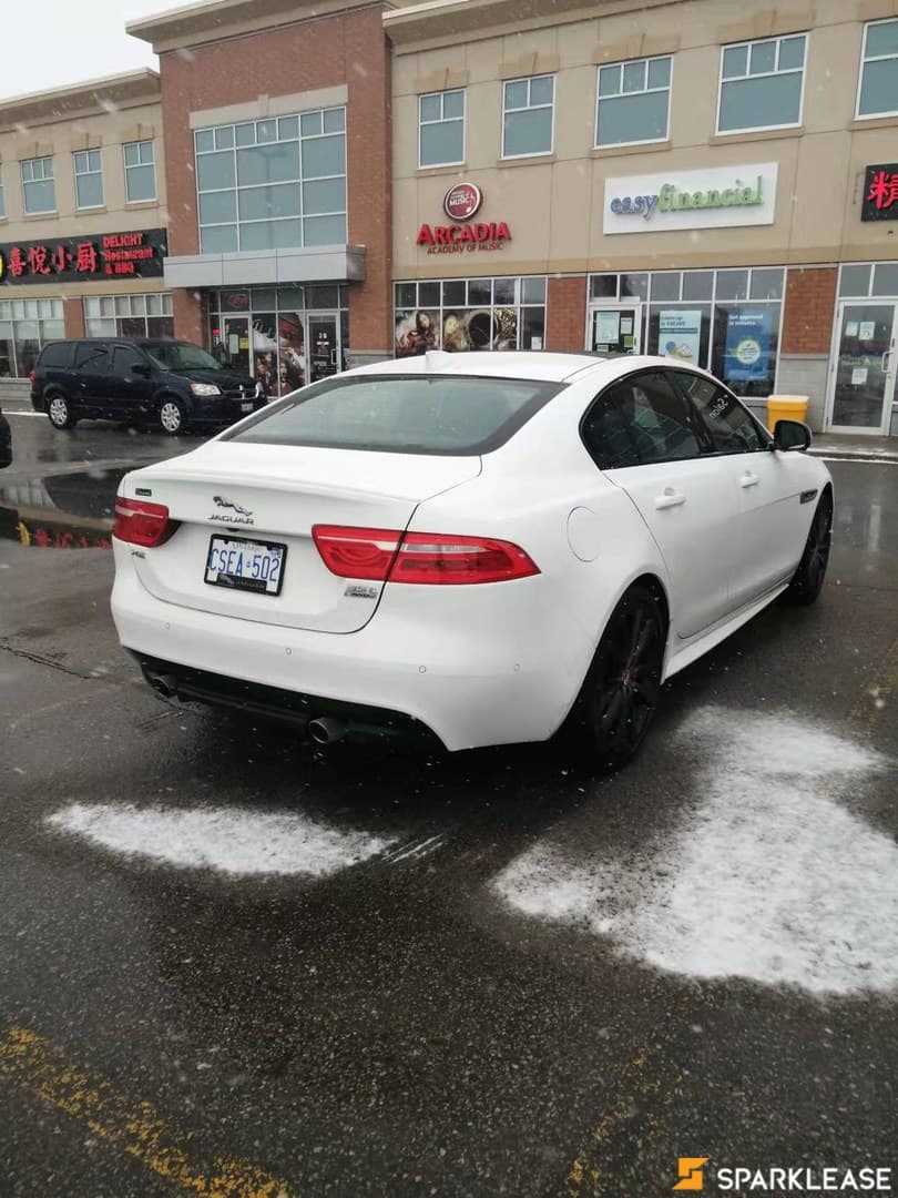 2018 Jaguar XE 