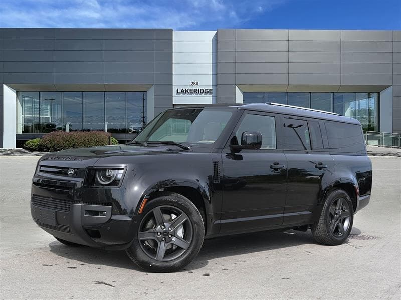 2026 Land Rover Defender 130 X-Dynamic SE