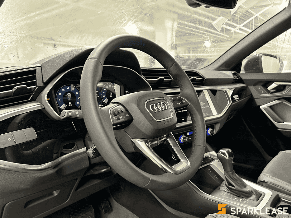 2024 Audi Q3  Komfort 超值新车