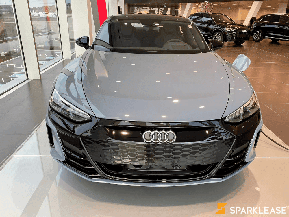 2022 Audi e-tron GT 