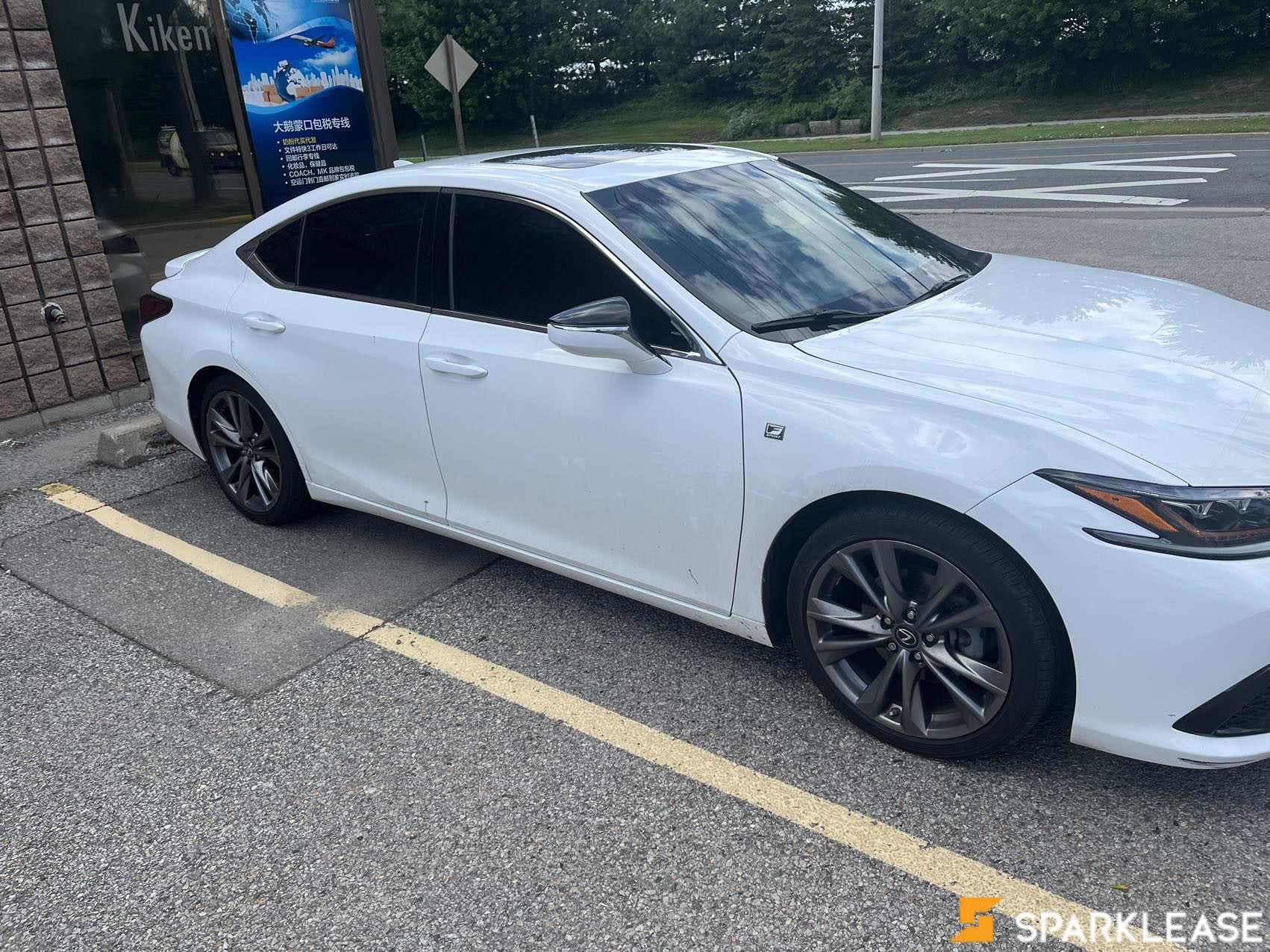2019 Lexus ES