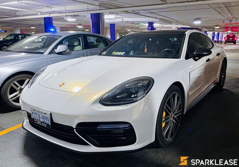 2017 Porsche Panamera turbo