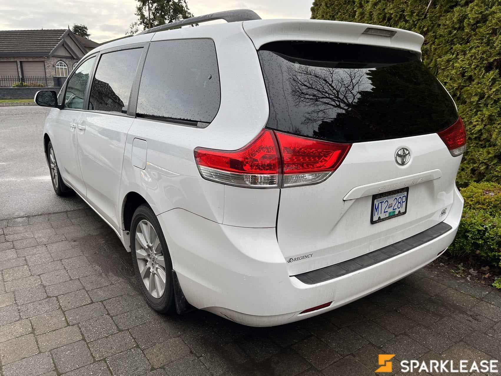 2014 Toyota Sienna 5dr LE 7-Pass AWD
