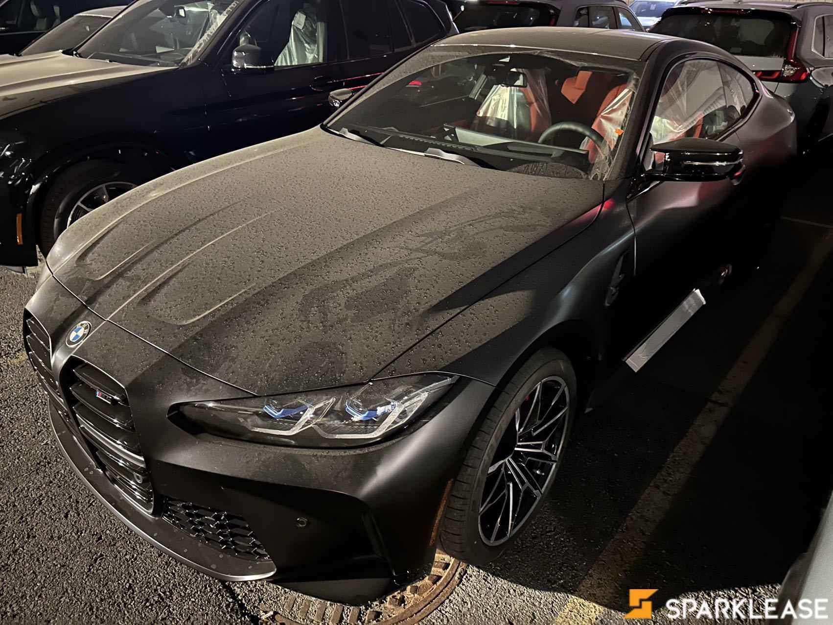 2024 BMW  M4c xDrive 磨砂黑内红