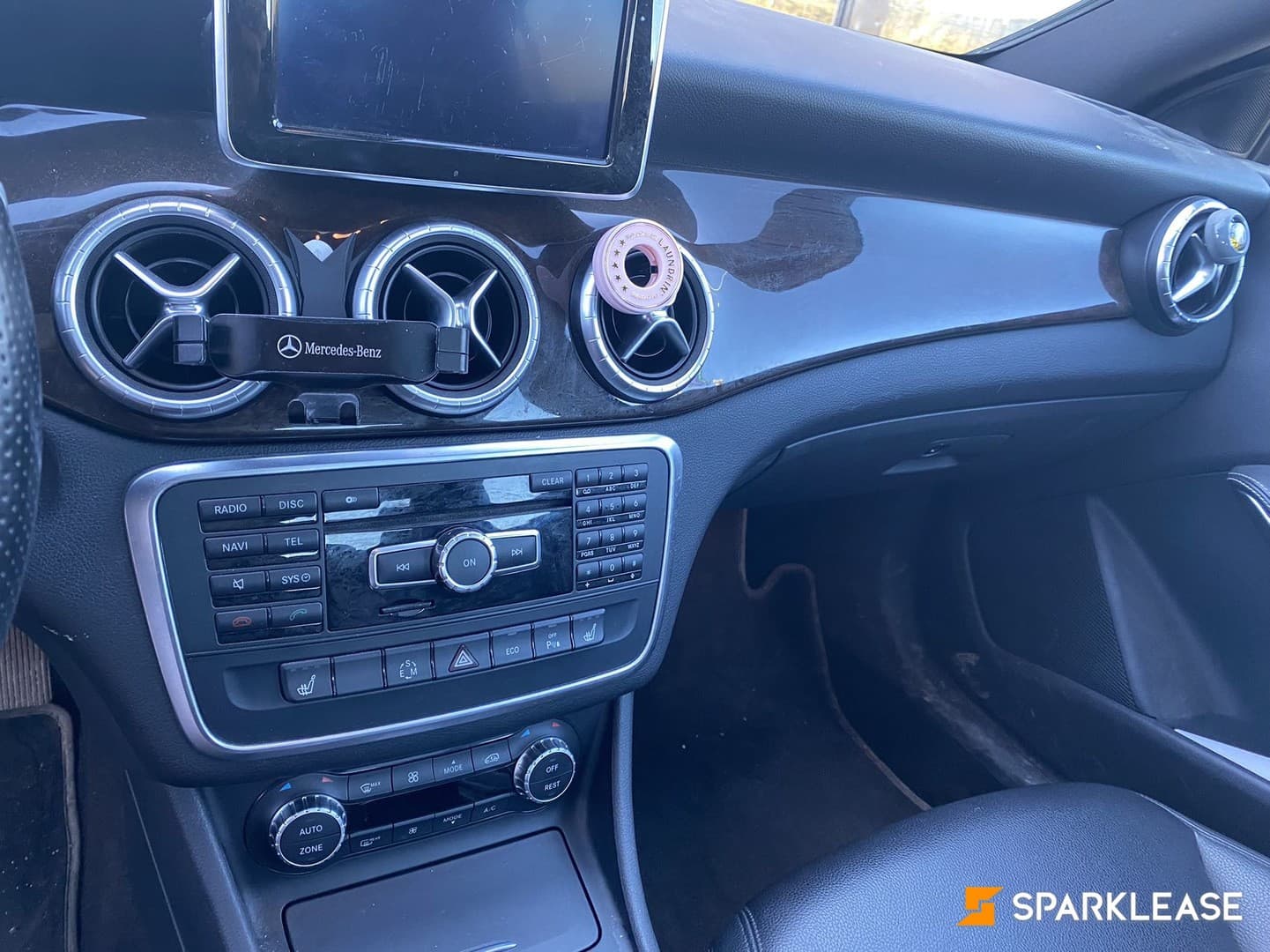 2014 Mercedes-Benz CLA-Class 4dr Sdn CLA...