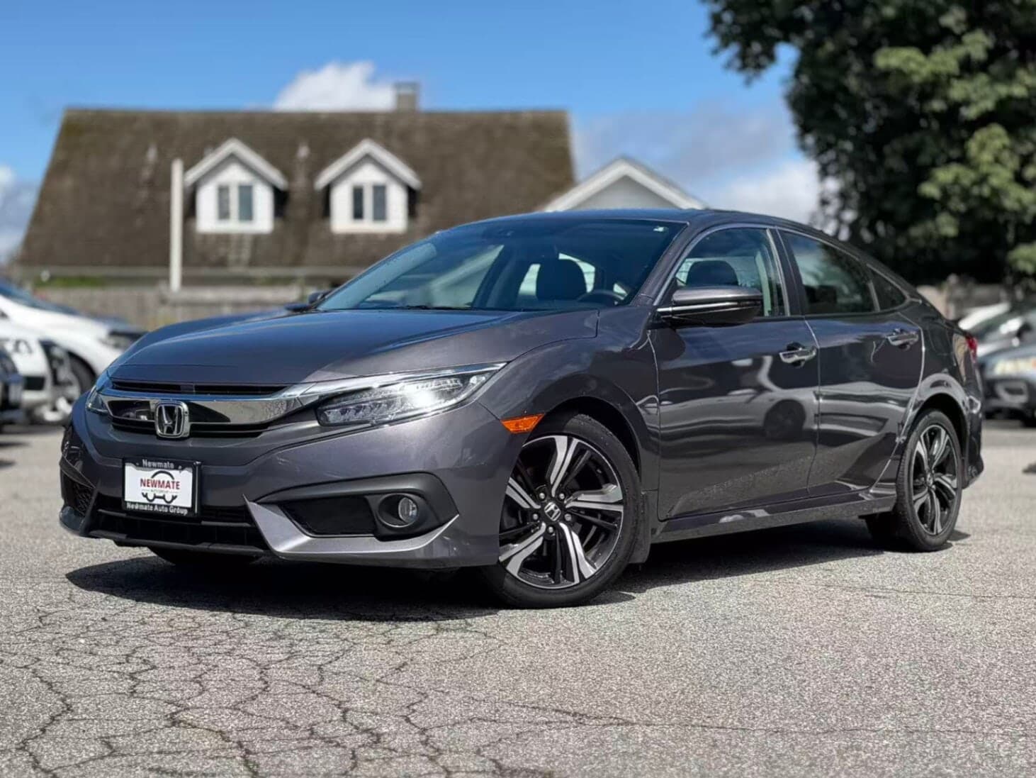 2017 Honda Civic Touring. LOCAL BC VEHICLE. TOP TRIM.
