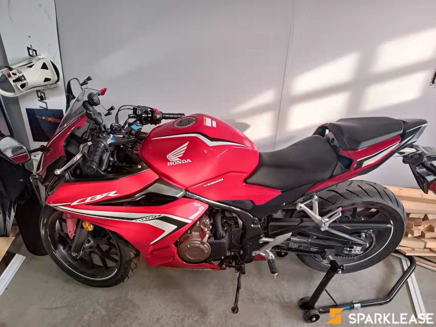 2021 Honda 红色CBR500R 