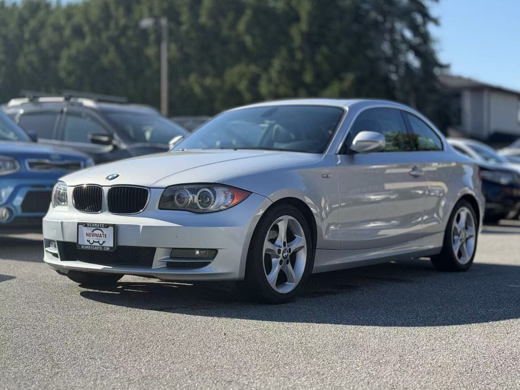 2011 BMW 1-Series 128i. LOCAL BC VEHICLE. NO ACCIDENT. LOW KILOMETRES.