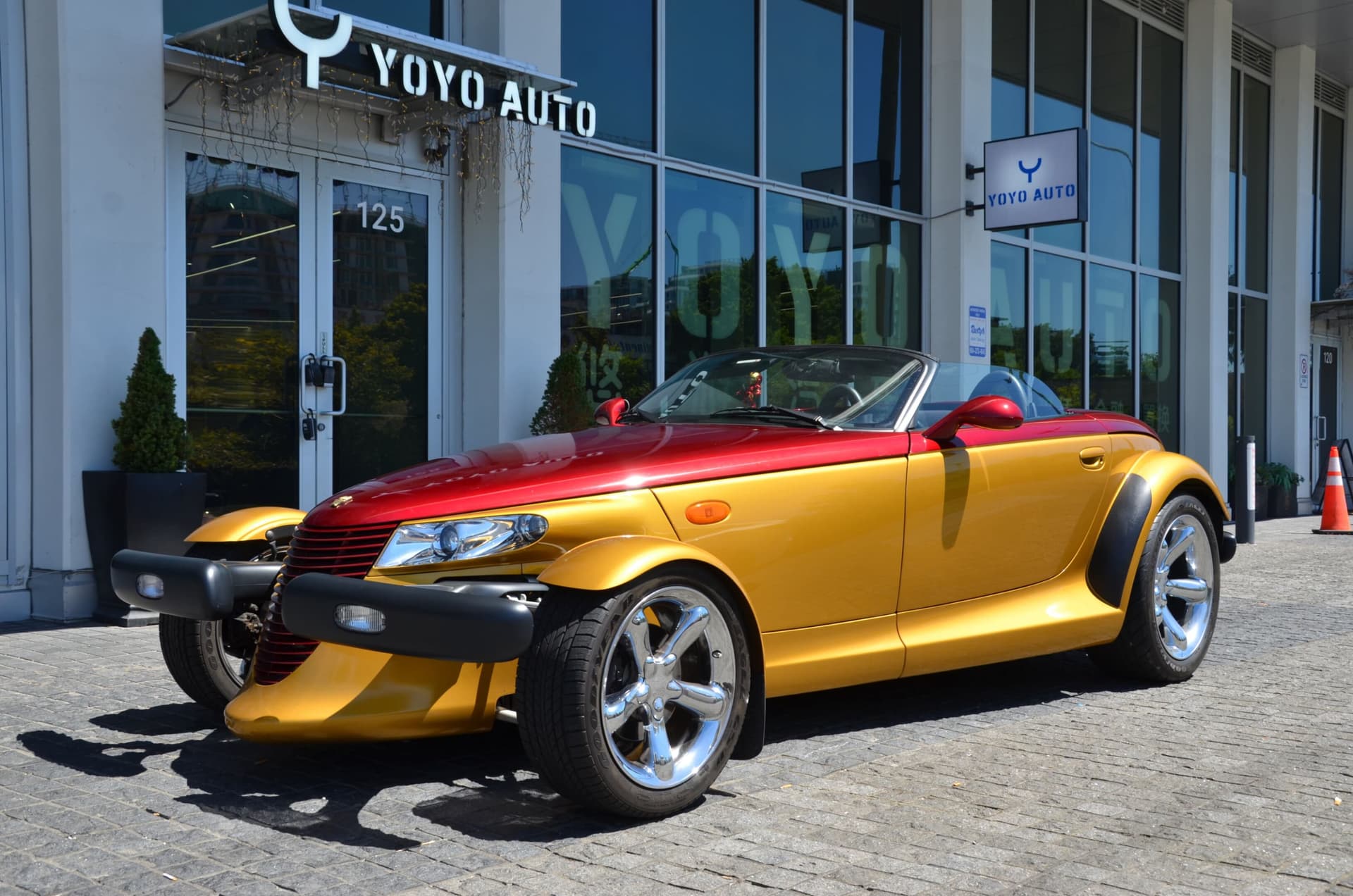 2002 Chrysler Prowler 2dr Roadster