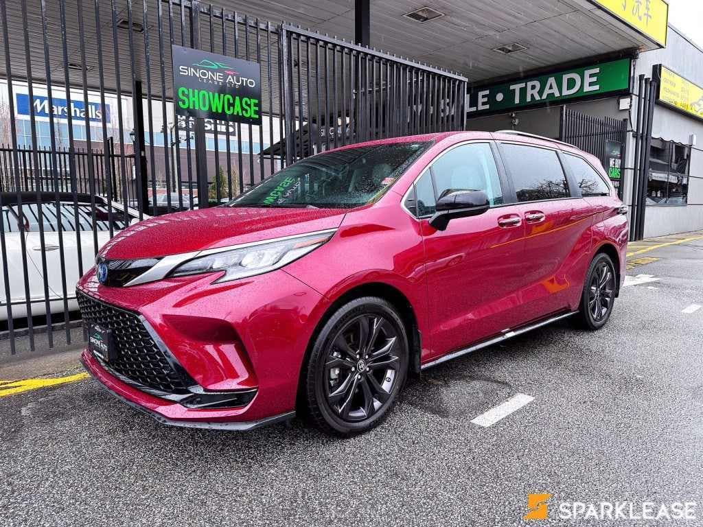 2022 Toyota  Sienna  LE 8-Passenger FWD 