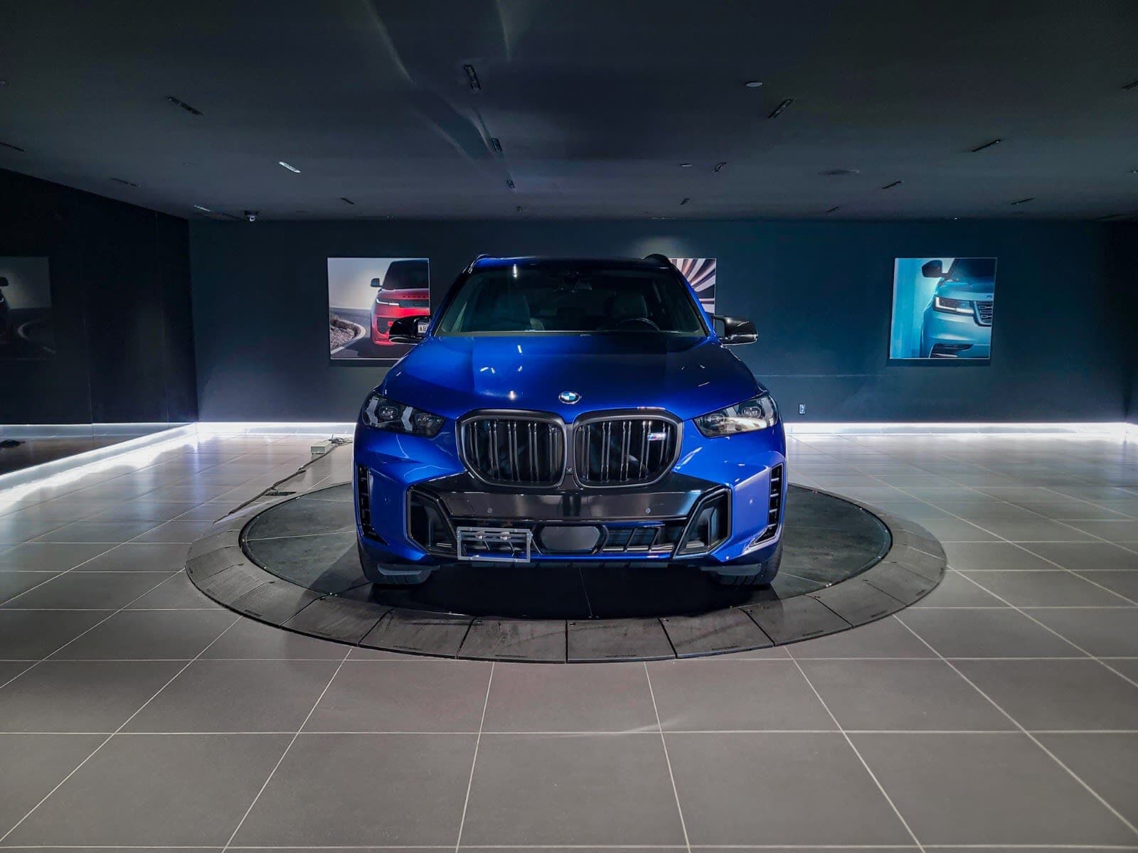2024 BMW X5 M60i xDrive